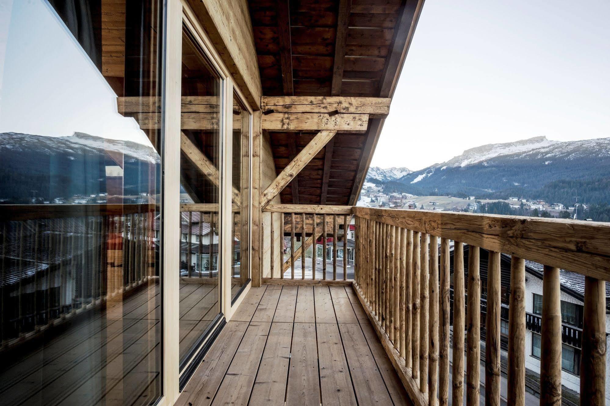 Alpen Select Lodge Kleinwalsertal Riezlern Exterior foto