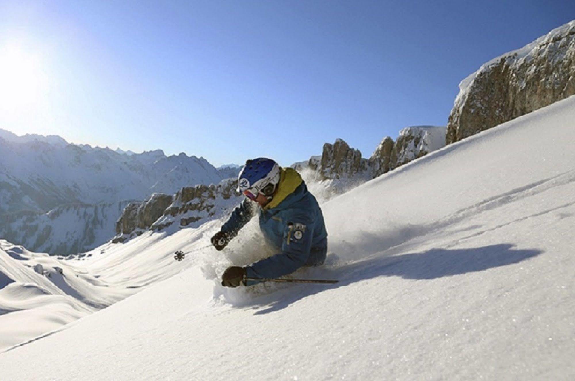 Alpen Select Lodge Kleinwalsertal Riezlern Exterior foto